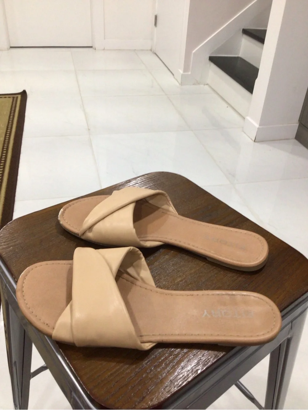 Beige Cross-Band Slide Sandals for Women - Neutral Everyday Comfort